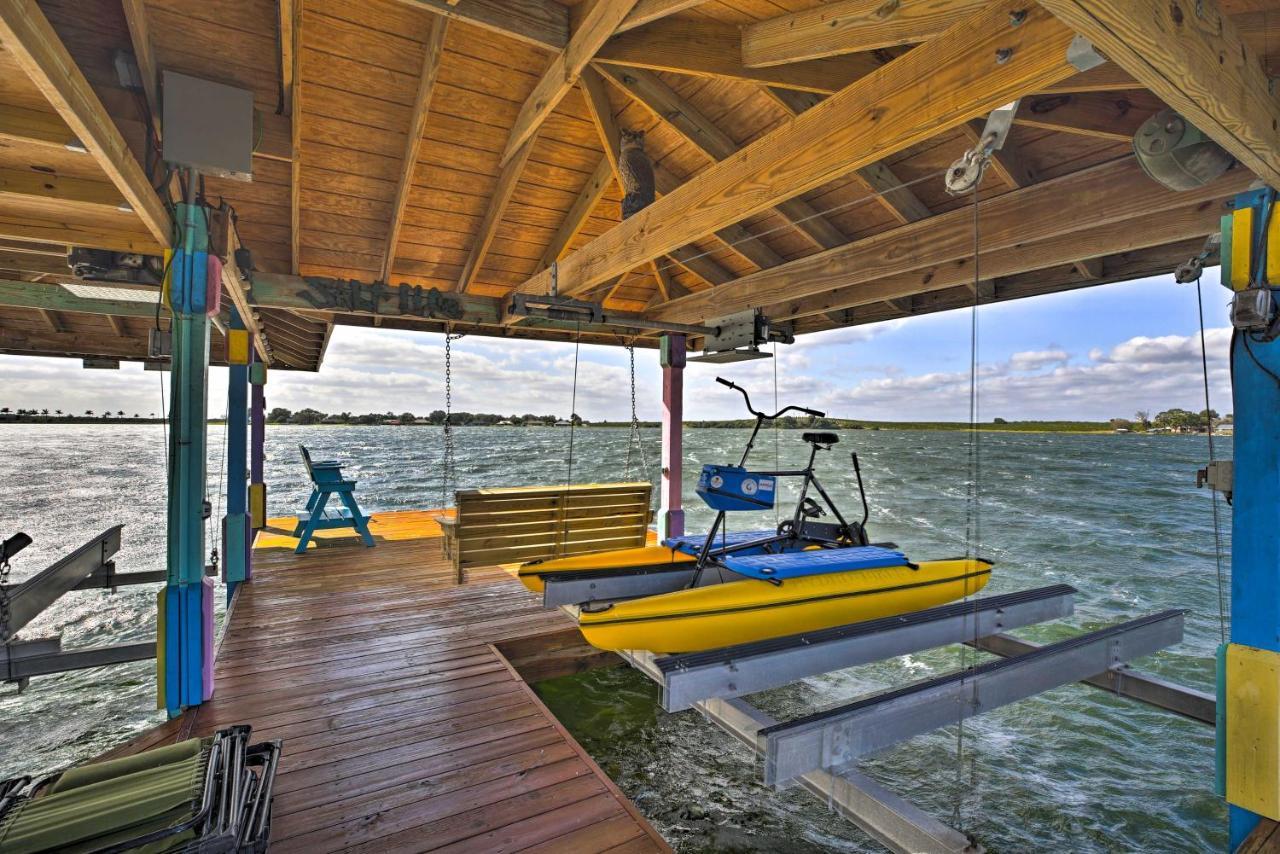 Waterfront Lake Placid Home With Dock And Fire Pit Exterior foto